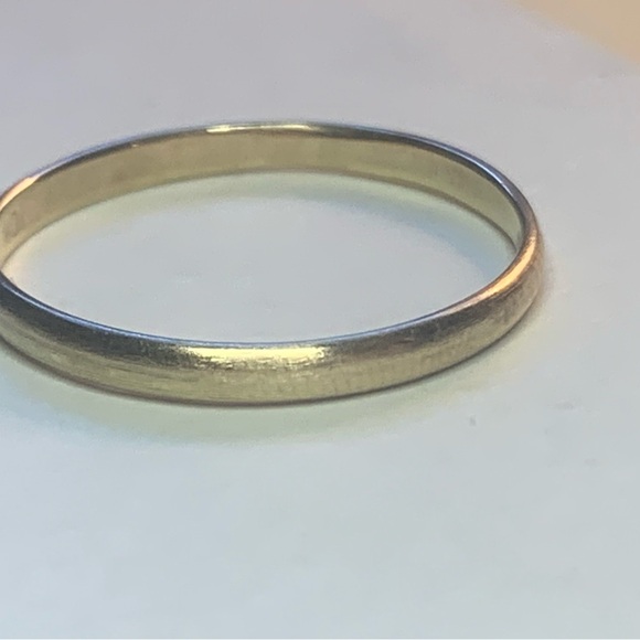 Jewelry - Simple Solid 10kt Gold Ring. Marked and tested.